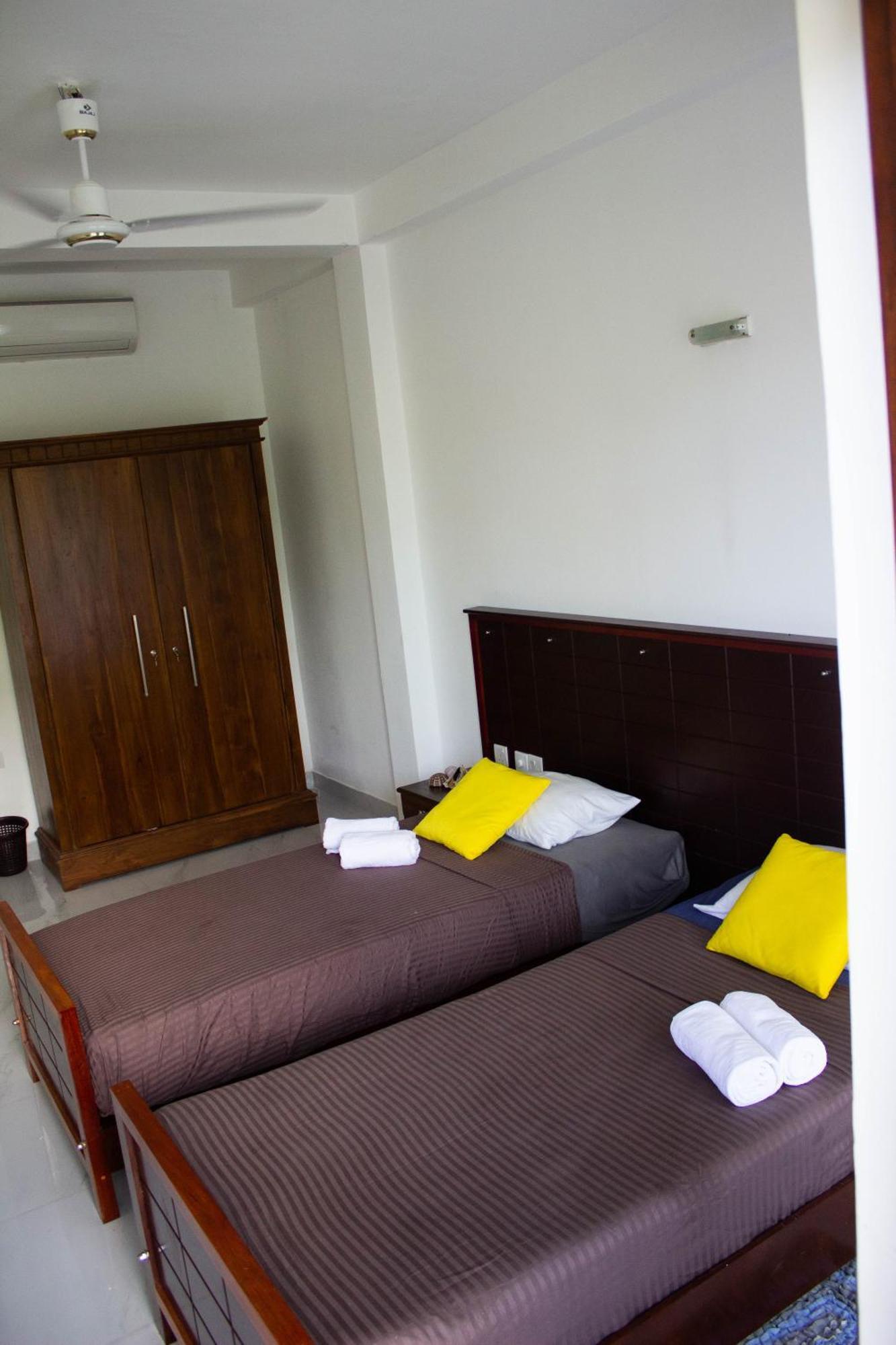 Hotel Uralsurf House Weligama Exterior foto
