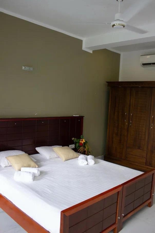 Hotel Uralsurf House Weligama Exterior foto